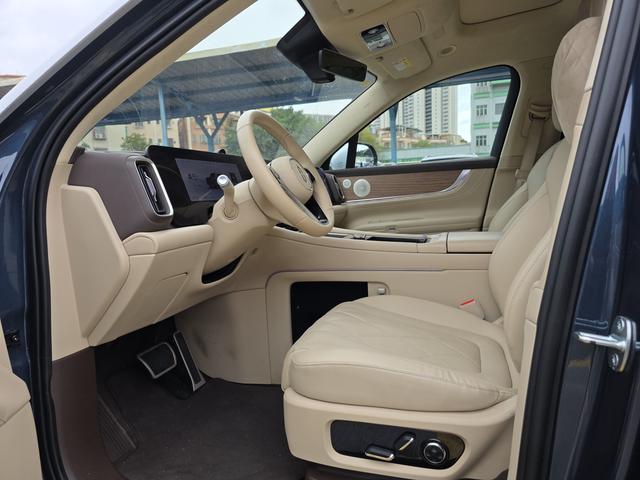 Certificated Pre-Owned AITO M9 2024 Extended-Range Ultra Six-Seater Version -u22049162