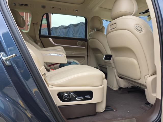 Certificated Pre-Owned AITO M9 2024 Extended-Range Ultra Six-Seater Version -u22049162