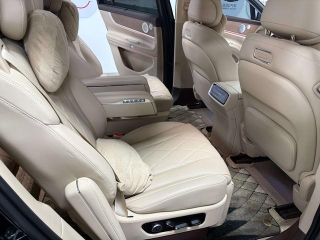 Certificated Pre-Owned AITO M9 2024 Extended-Range Ultra Six-Seater Edition -u21923603