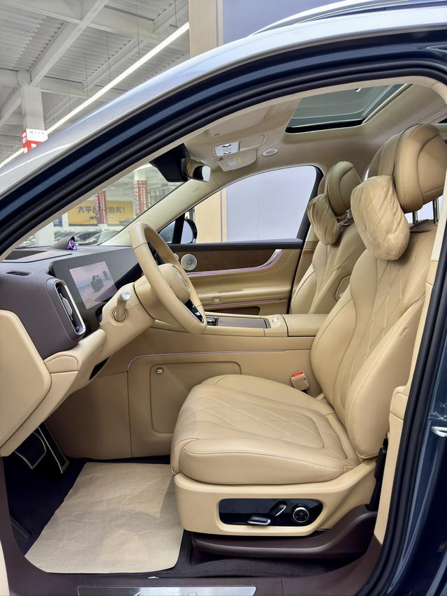 Certificated Pre-Owned AITO M9 2024 Extended Range Ultra Five-Seater Edition -u21973111