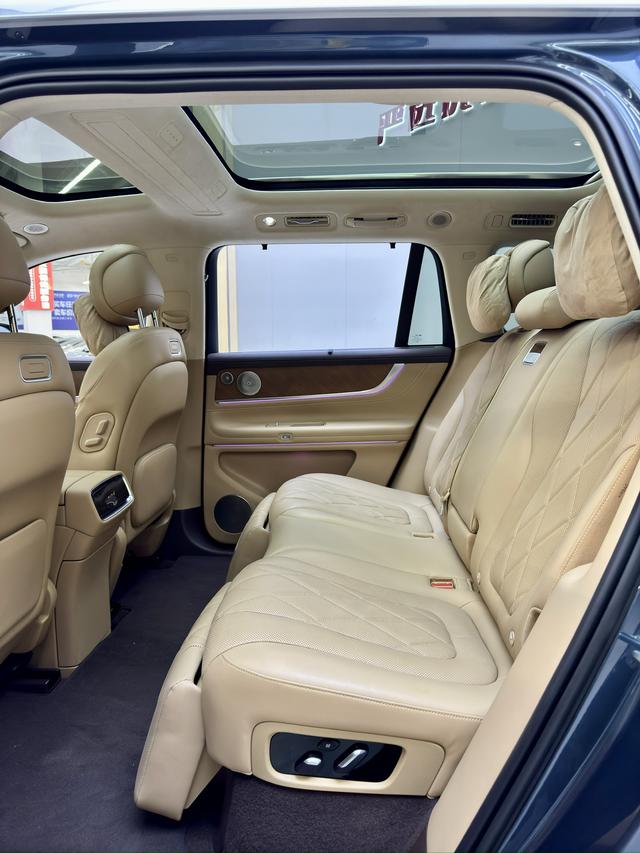 Certificated Pre-Owned AITO M9 2024 Extended Range Ultra Five-Seater Edition -u21973111