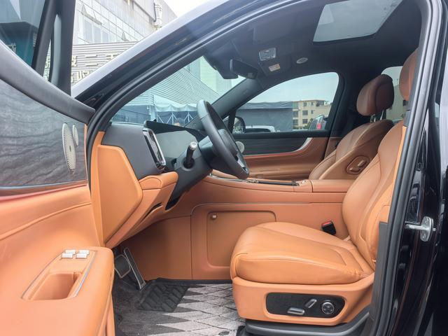 Certificated Pre-Owned AITO M9 2024 Extended Range Max Six-Seater Version -u21683184