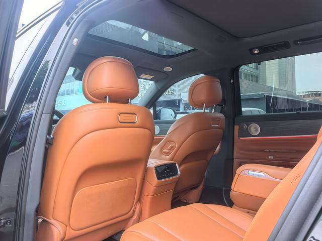 Certificated Pre-Owned AITO M9 2024 Extended Range Max Six-Seater Version -u21683184