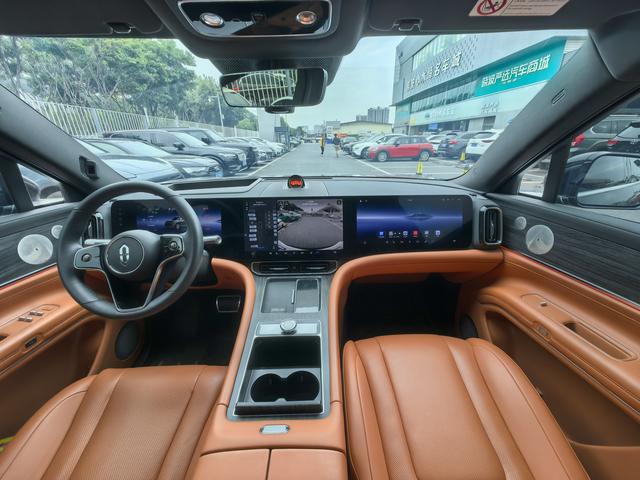 Certificated Pre-Owned AITO M9 2024 Extended Range Max Six-Seater Version -u21683184