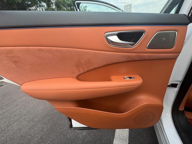 Certificated Pre-Owned Shangjie H5 Extended Range Max 2025 -u22022109