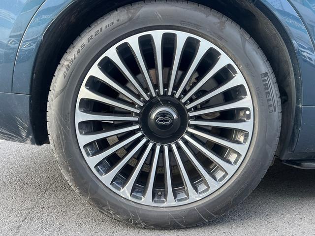 Certificated Pre-Owned Wenjie M9 2024 Extended-Range Ultra Five-Seater Edition -u21974147