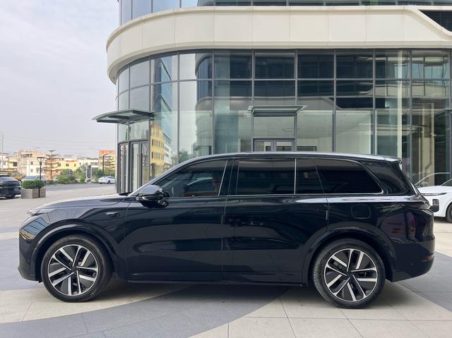 Certificated Pre-Owned Li Auto L9 2023 Pro Edition -u22024264