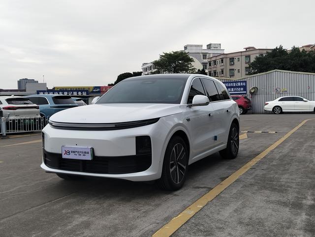 Certificated Pre-Owned Li Auto L6 2024 Pro Edition -u21711173