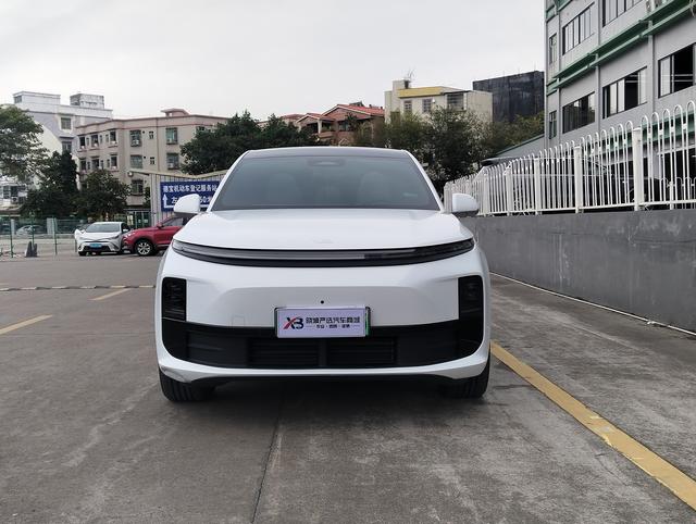 Certificated Pre-Owned Li Auto L6 2024 Pro Edition -u21711173