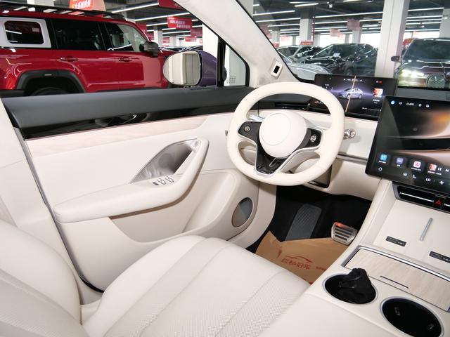 Certificated Pre-Owned Zhijie R7 2024 Extended-Range 37kWh Max Rear-Wheel Drive Version -u21939441