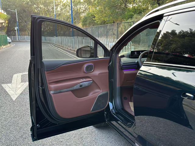 Certificated Pre-Owned Hyper HL 2025 Refreshed 350 Max 6-Seater Lidar Version -u22004571