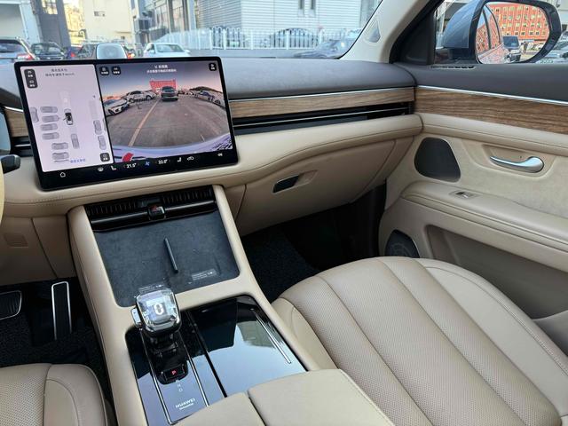 Certificated Pre-Owned Wenjie M7 2024 Max Six-Seater Four-Wheel Drive Intelligent Driving Version -u21748591