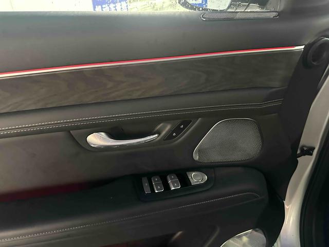 Certificated Pre-Owned Wenjie M7 2024 Max Five-Seater Four-Wheel Drive Intelligent Driving Version -u22064835