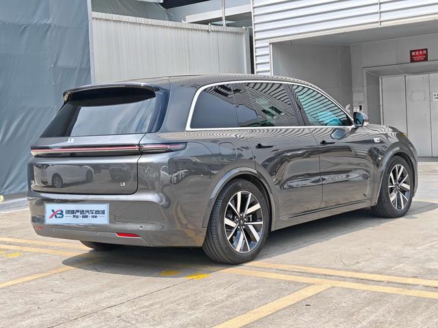 Certificated Pre-Owned Li Auto L8 2023 Pro Edition -u21458287