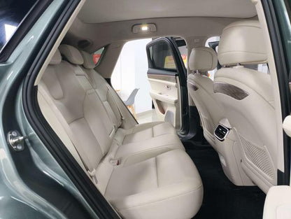 Certificated Pre-Owned Wenjie M5 2022 Extended-Range Four-Wheel Drive Performance Edition -u22037765