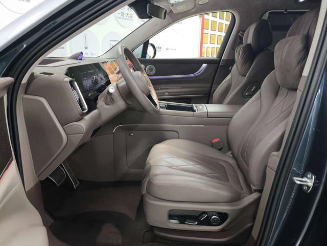 Certificated Pre-Owned AITO M9 2024 Extended Range Ultra Five-Seater Version -u21594493