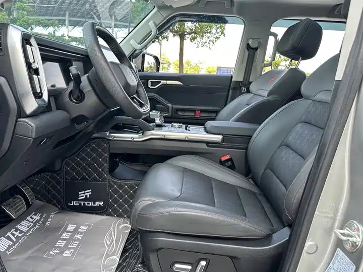 Pre-owned Jetour Traveller C-DM (2024) · C-DM 129 km Forest Edition