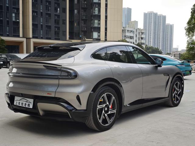 Xiaomi YU7 2025 Long Range High Performance 4WD Max Version