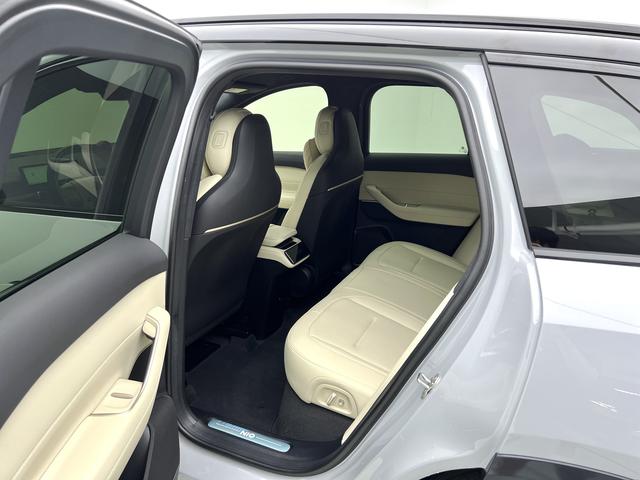 Certificated Pre-Owned NIO ES6 2024 75kWh -u23719516