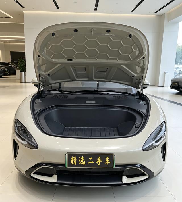 Certificated Pre-Owned Xiaomi SU7 2024 Rear-Wheel Drive Standard Long-Range Version -u23756744
