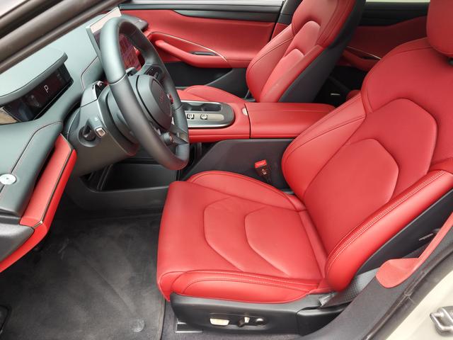 Certificated Pre-Owned Xiaomi SU7 2024 Rear-Wheel Drive Standard Long-Range Version -u23756744