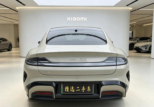 Certificated Pre-Owned Xiaomi SU7 2024 Rear-Wheel Drive Standard Long-Range Version -u23756744