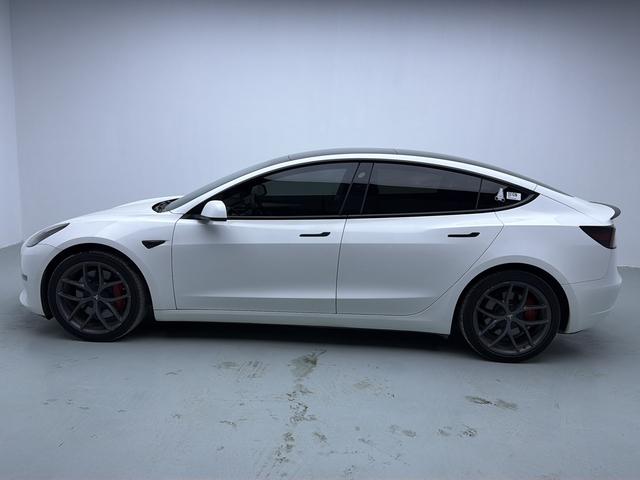 Certificated Pre-Owned Tesla Model 3 2022 Performance All-Wheel Drive Version -u23527103