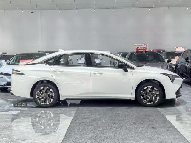 Certificated Pre-Owned AION S 2026 Plus Luxury Edition -u23806670