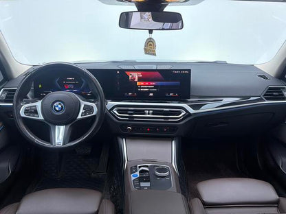 بي إم دبليو i3 2022 eDrive35L مستعملة ومعتمدة -u23837827