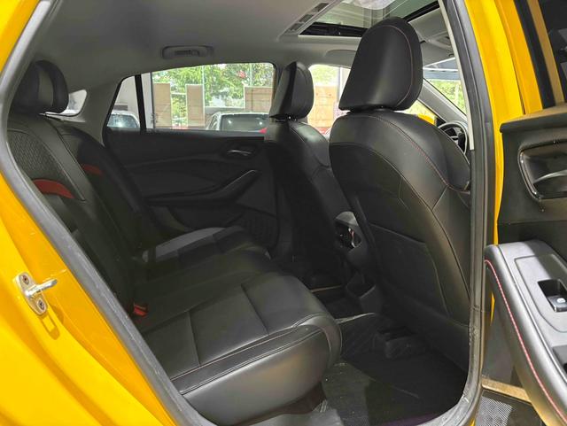 Certificated Pre-Owned MG5 2021 Refreshed Version 180DVVT CVT Youth Luxury Edition -u23891785