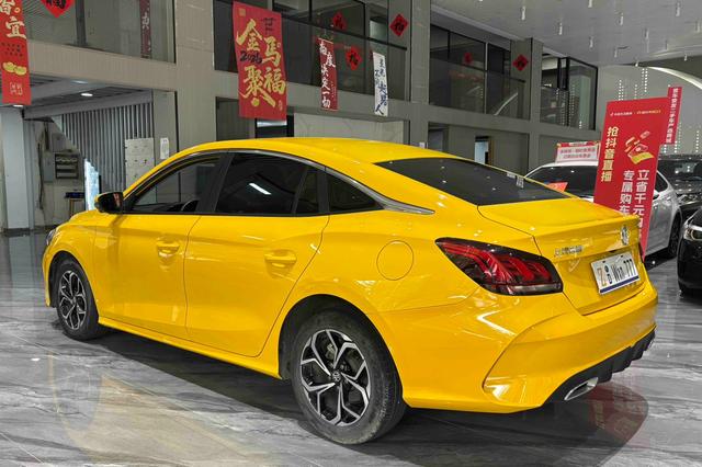 Certificated Pre-Owned MG5 2021 Refreshed Version 180DVVT CVT Youth Luxury Edition -u23891785