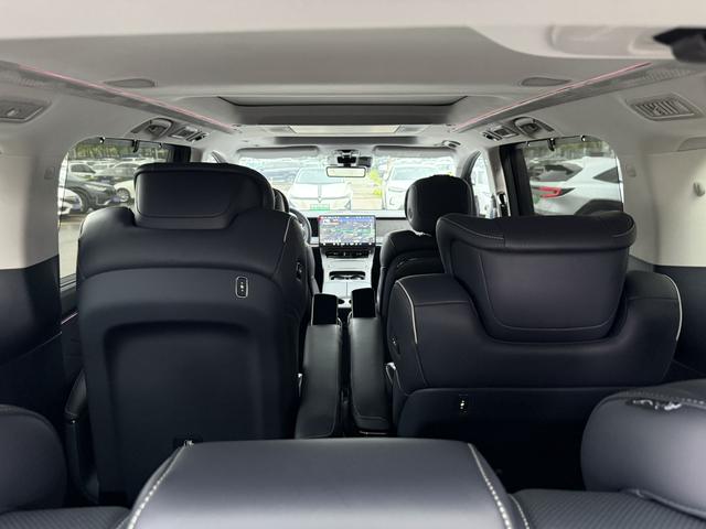 Certificated Pre-Owned GAC Trumpchi Xiangwang M8 2025 Kunlun Ultra First Class -u23634244