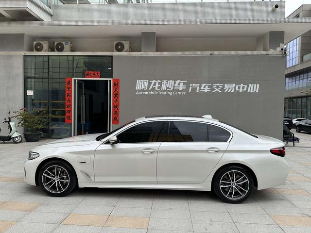 Certificated Pre-Owned BMW 5 Series PHEV 2022 Second Facelift 535Le M Sport Package -u23877866