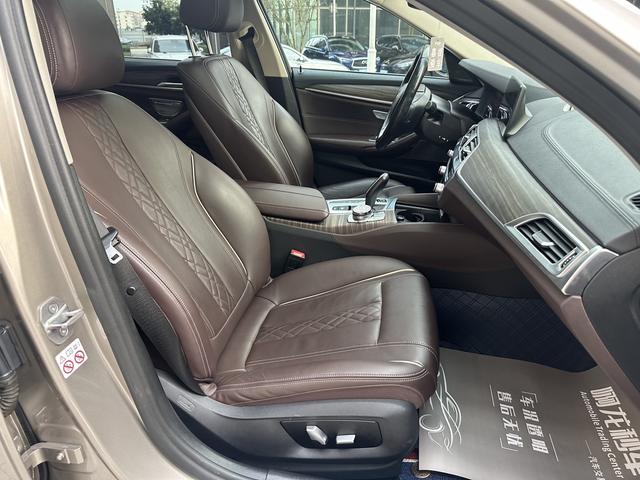 Certificated Pre-Owned BMW 5 Series PHEV 2019 Facelift 530Le Luxury Package -u23572917