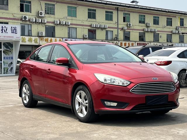 Certificated Pre-Owned Ford Focus 2015 Sedan 1.6L Automatic Comfort Version -u23550060