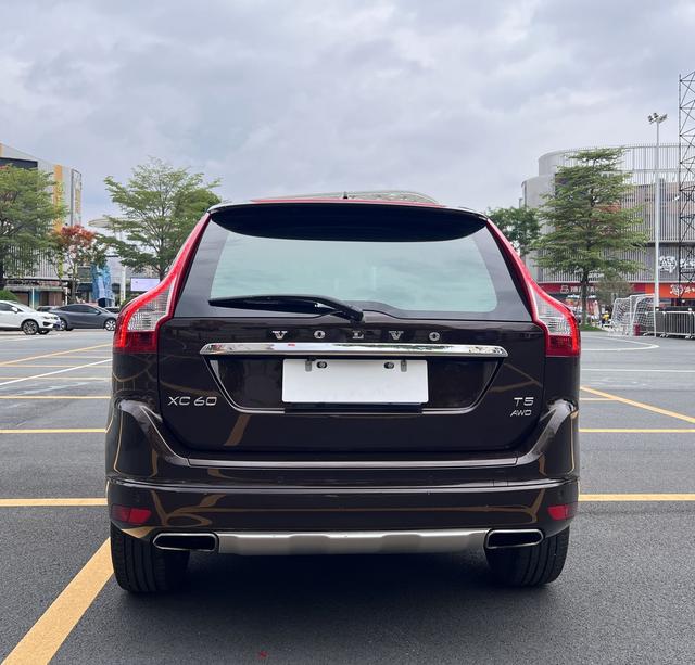 Certificated Pre-Owned Volvo XC60 2017 T5 AWD Smart Advance Upgraded Version -u23934250
