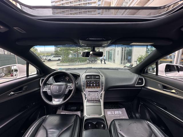 Certificated Pre-Owned Navigator (Imported) 2019 2.0T Two-Wheel Drive Premium Edition National VI -u23885164