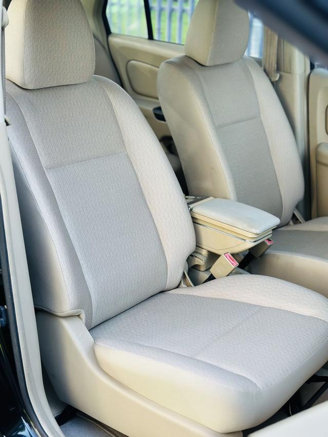 Certificated Pre-Owned Dongfeng Nissan Venucia D50 2013 1.6L Automatic Fashion Edition -u21005327