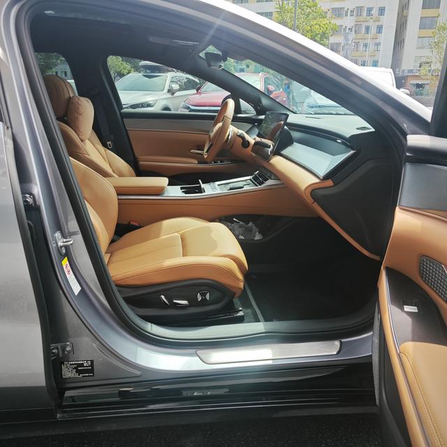 Certificated Pre-Owned BYD Han L DM 2025 DM-i 200KM Two-Wheel Drive Lidar Premium Edition -u23964827