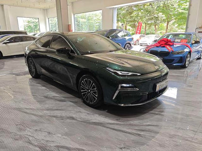 Certificated Pre-Owned Geely Galaxy Xingyao 8 PHEV 2025 Edition 130km EM-i Premium Version -u23982657