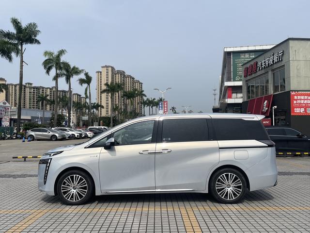 Certificated Pre-Owned GAC Trumpchi E8 PHEV 2024 2.0ATK 150km MAX+ -u23996303