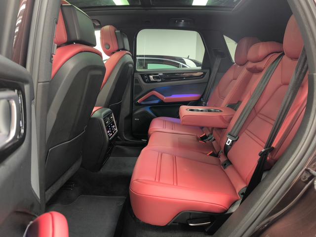 Certificated Pre-Owned Porsche Cayenne E-Hybrid 2019 Cayenne E-Hybrid 2.0T -u24006345