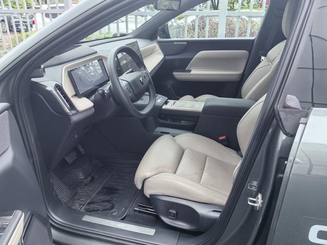 Certificated Pre-Owned Volvo XC70 2026 AWD Ultra Long Range -u24009021