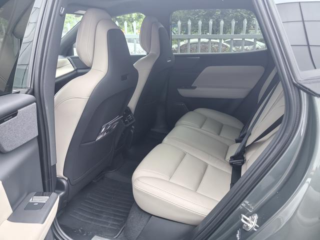 Certificated Pre-Owned Volvo XC70 2026 AWD Ultra Long Range -u24009021