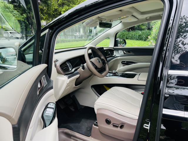 Certificated Pre-Owned Denza D9 DM 2022 970 4WD Flagship Edition -u24010902