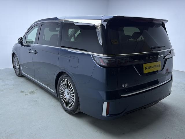 Certificated Pre-Owned VOYAH Dreamer PHEV 2025 4WD Flagship Kunpeng Edition -u23997283