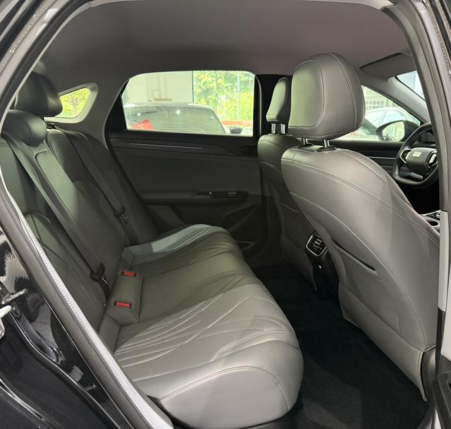 Certificated Pre-Owned Geely Galaxy L6 2025 1.5 EM-i DHT 60KM Starting Edition -u24032471