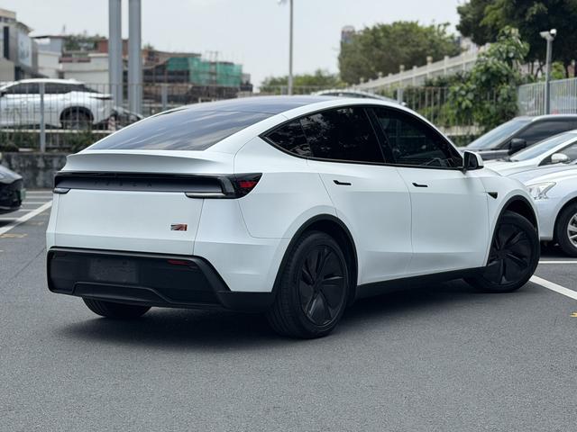 Certificated Pre-Owned Tesla Model Y 2025 Long Range All-Wheel Drive First Edition -u24012393
