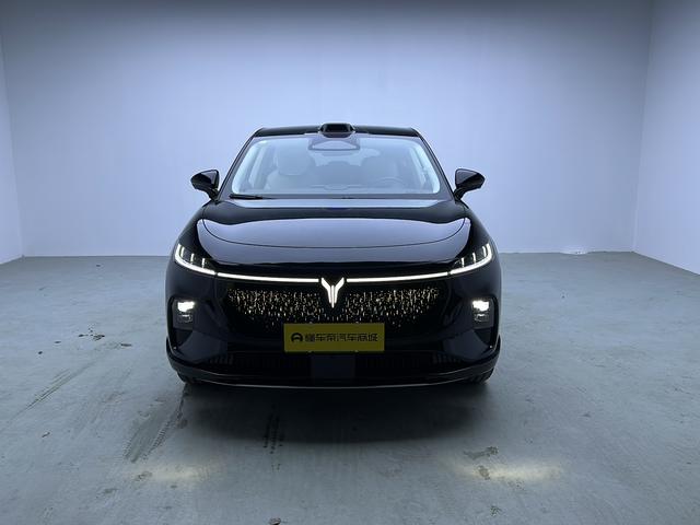 Certificated Pre-Owned VOYAH Zhiyin 2025 AWD Qiankun Edition -u24013650