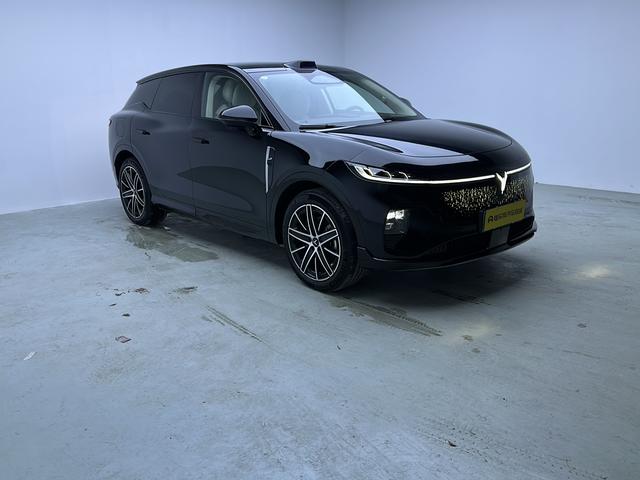 Certificated Pre-Owned VOYAH Zhiyin 2025 AWD Qiankun Edition -u24013650